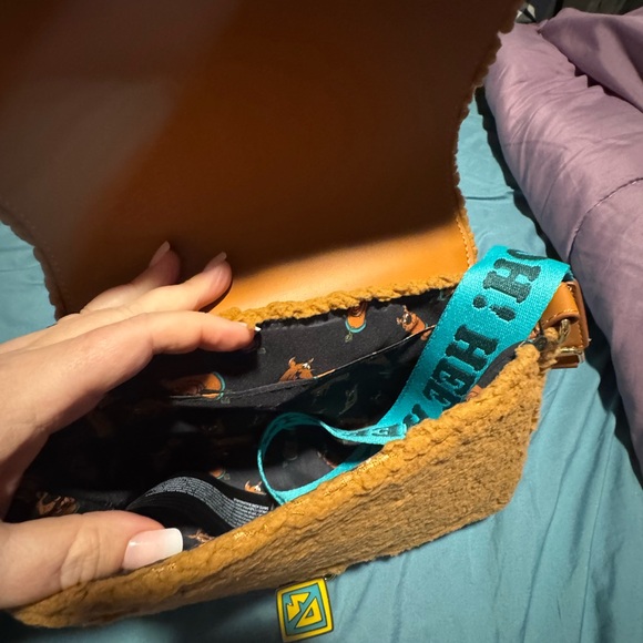 Loungefly Scooby-Doo Furry Bag in Brown and Teal - Picture 3 of 3